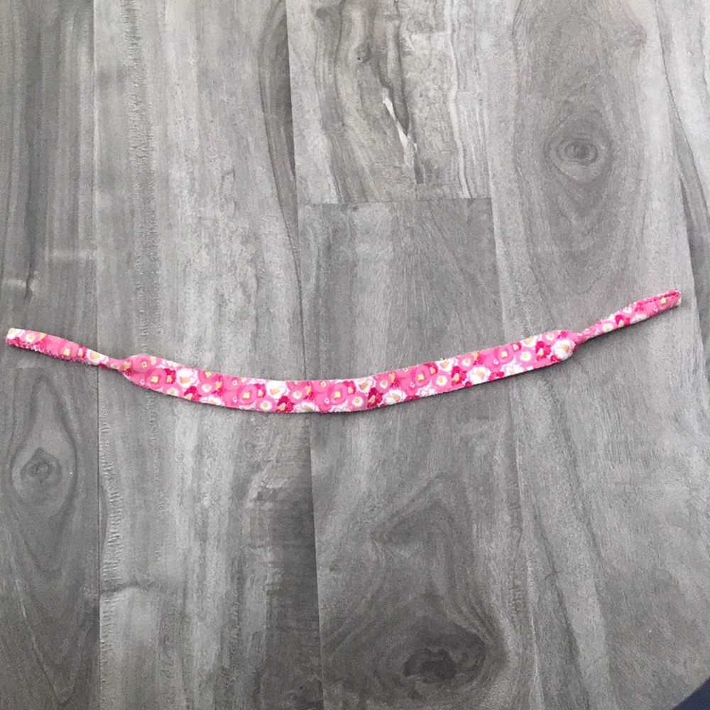 Lilly Pulitzer sunglasses holder